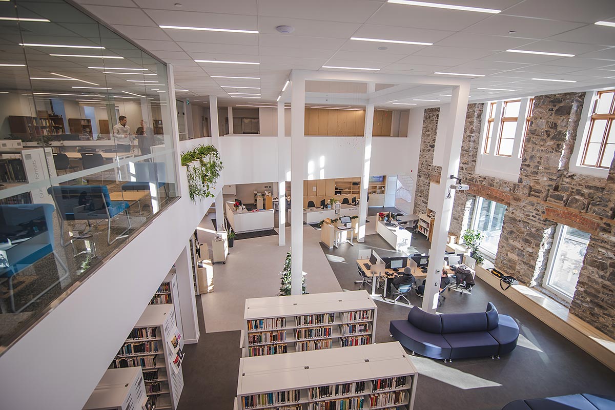 Inauguration de la Bibliothèque Françoise-Bédard de Rivière-du-Loup | Voir vert - Le portail du bâtiment durable au Québec